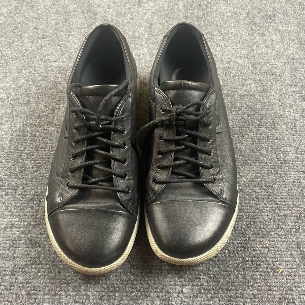 KLOGS Mens Black Leather Tie Up Sneakers size: 9